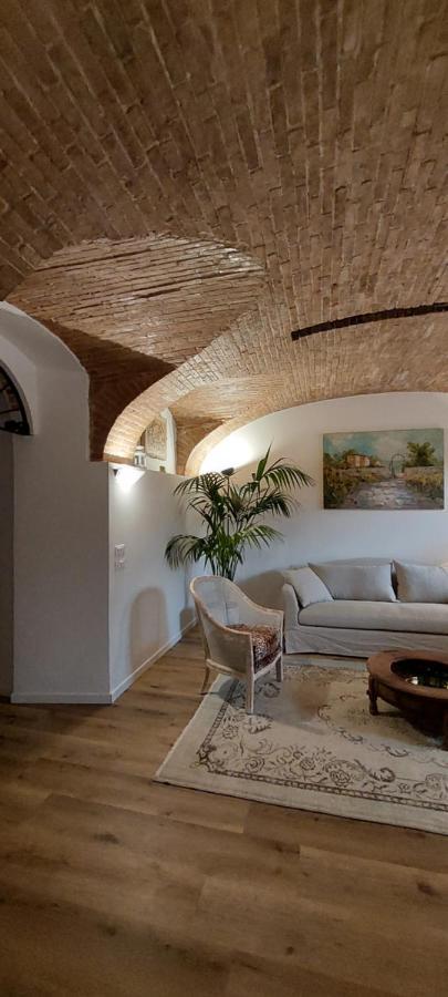 Antica Dimora Apartment San Felice del Benaco Bagian luar foto